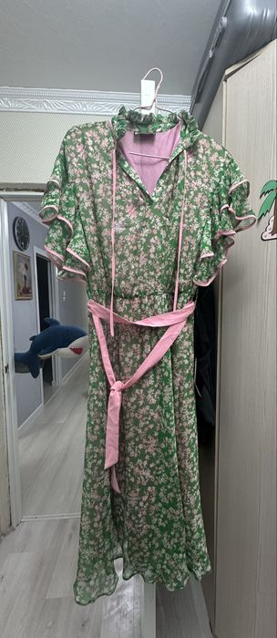 Платье новое! Продам
