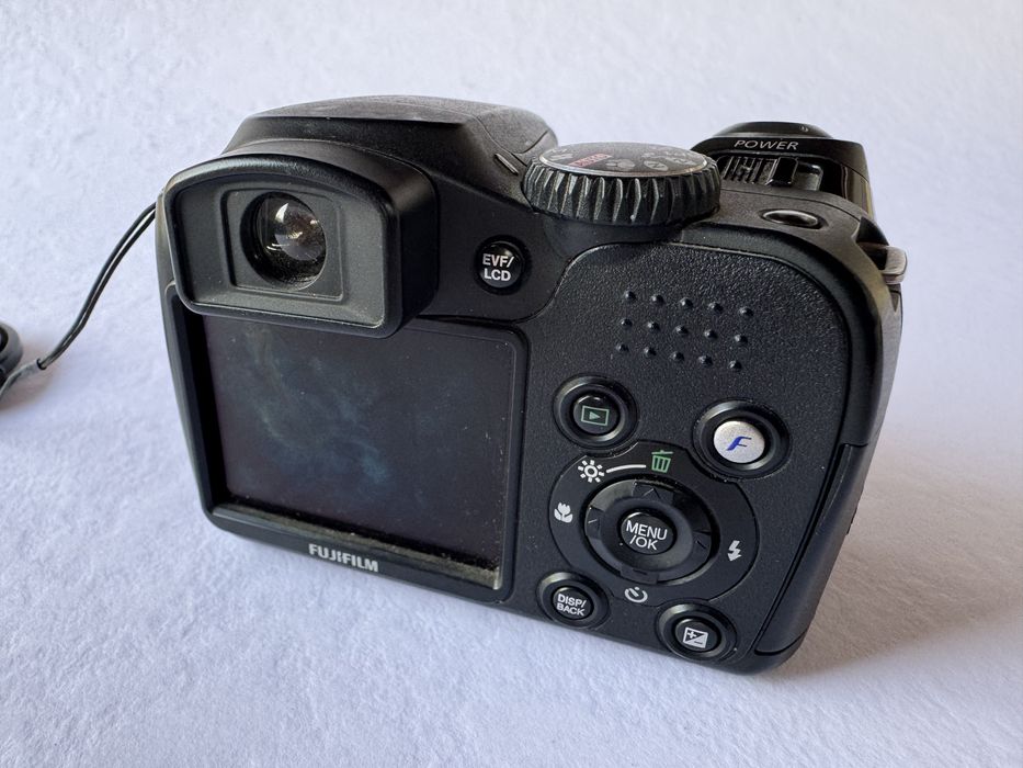 Camera foto Bridge Fujifilm FinePix S5800