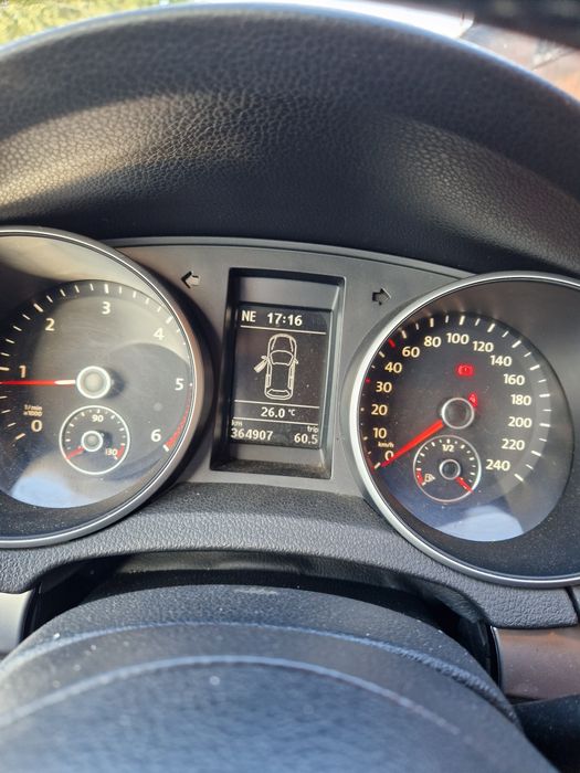 Volkswagen Golf 6 1,6 TDI 2011