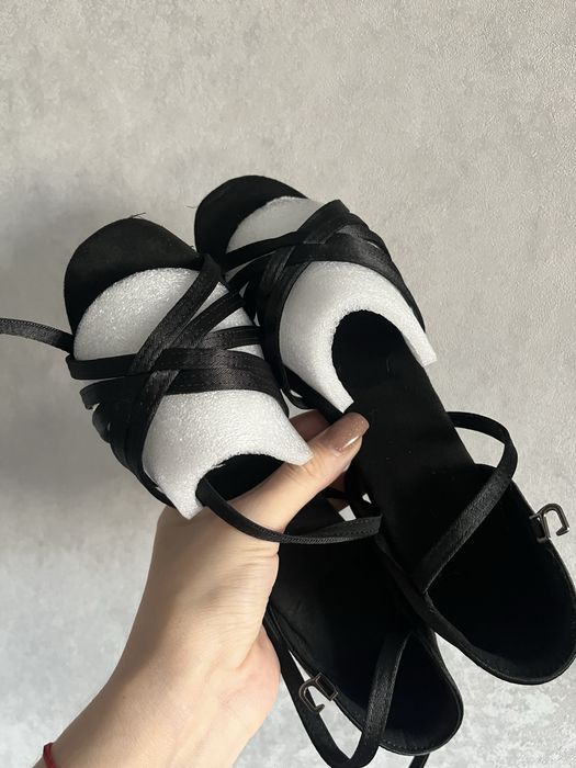 Туфли для бальных танцев