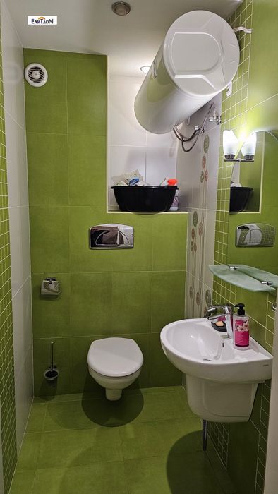 Продава се Тристаен апартамент в София, Витоша - 101 кв.м за 9 €/кв.м - Снимка #13