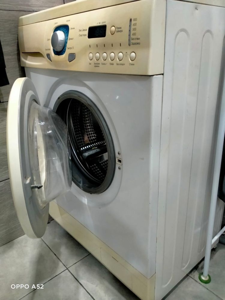Продам стиральную машинку