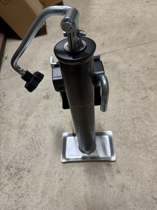 Нога на прицеп Новый