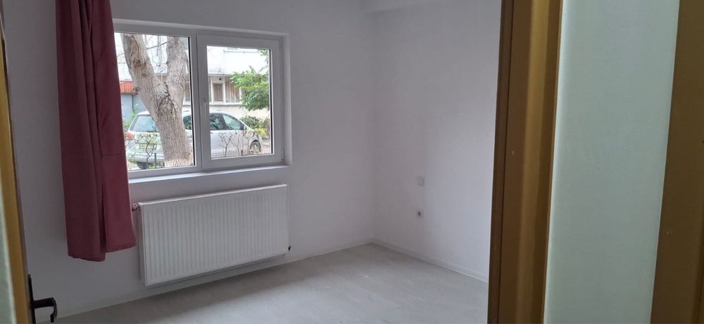 Vand apartament 2 camere