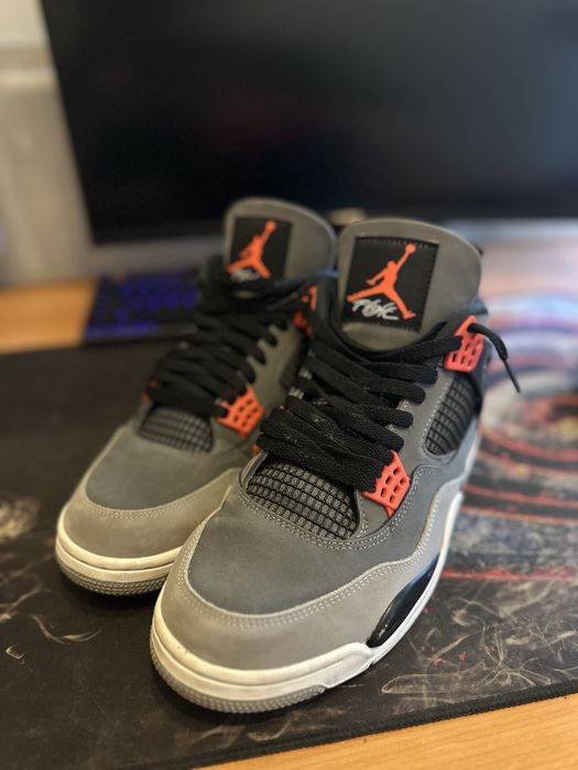 Jordan 4 Infrared, 46