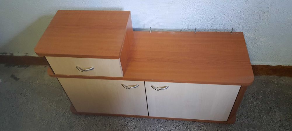 Портманто,шкаф за обувки и огледало