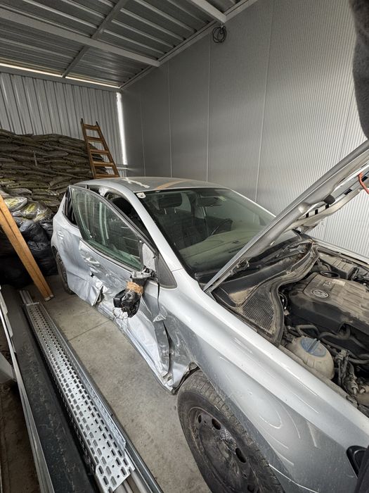 Dezmembrez polo(2010), 1,2 tdi