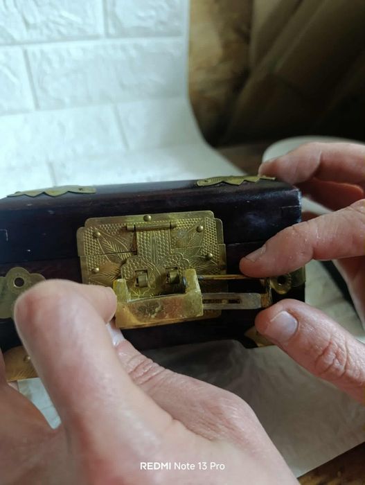 Старинно ковчеже за бижута