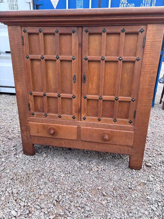 Масивен дървен комплект в античен стил