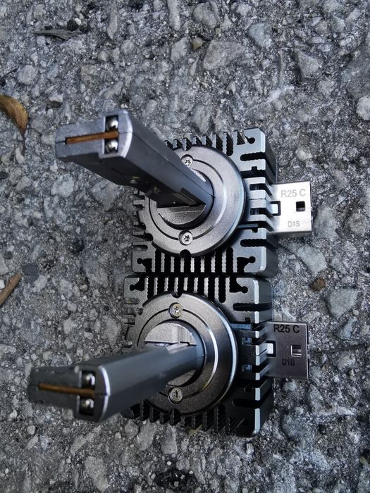 D1S LED 6000K canbus Заместители на оригинален ксенон