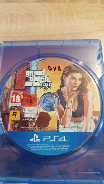 Vând Joc PS4 Grand Theft Auto V (GTA 5)