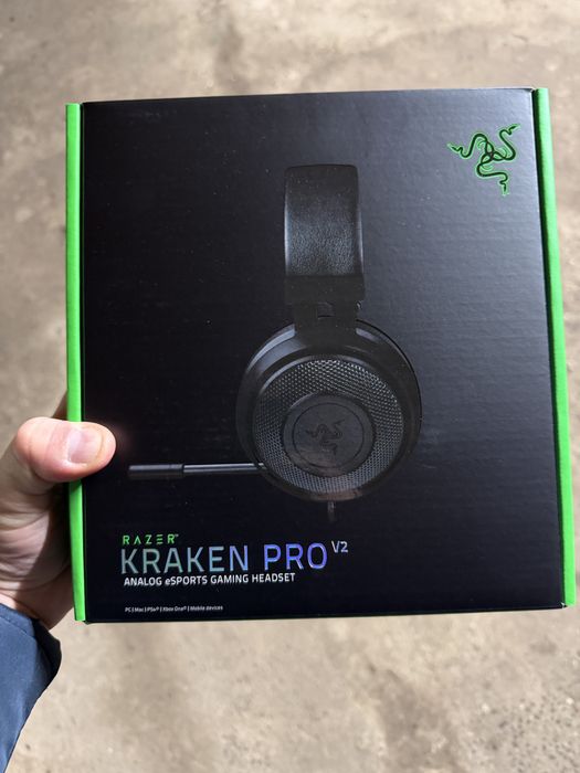Casti Gaming Razer Kraken Pro v2 - Noi/Sigilate