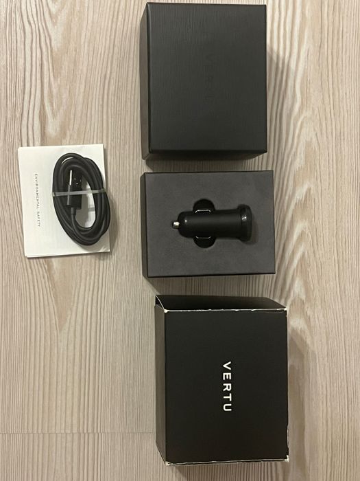 VERTU CHARGER Original Incarcator Auto