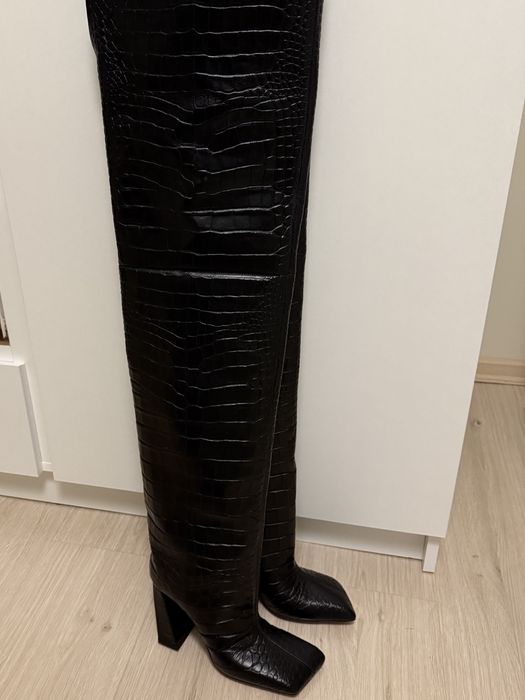 Amina muaddi ботуши