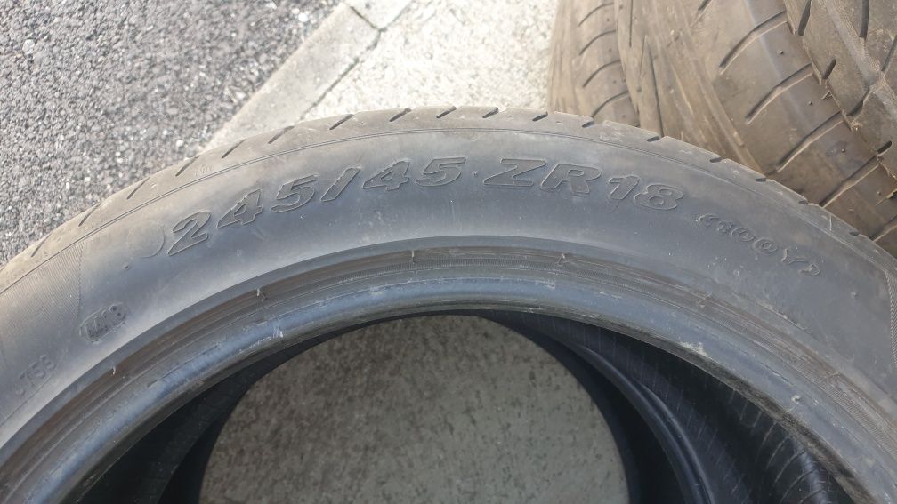 Летни гуми 2бр Pirelli 245/45 /18 DOT 44 18г.