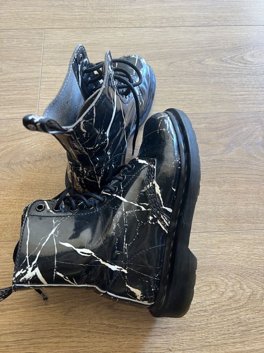 Кубинки дамски Dr.Martens