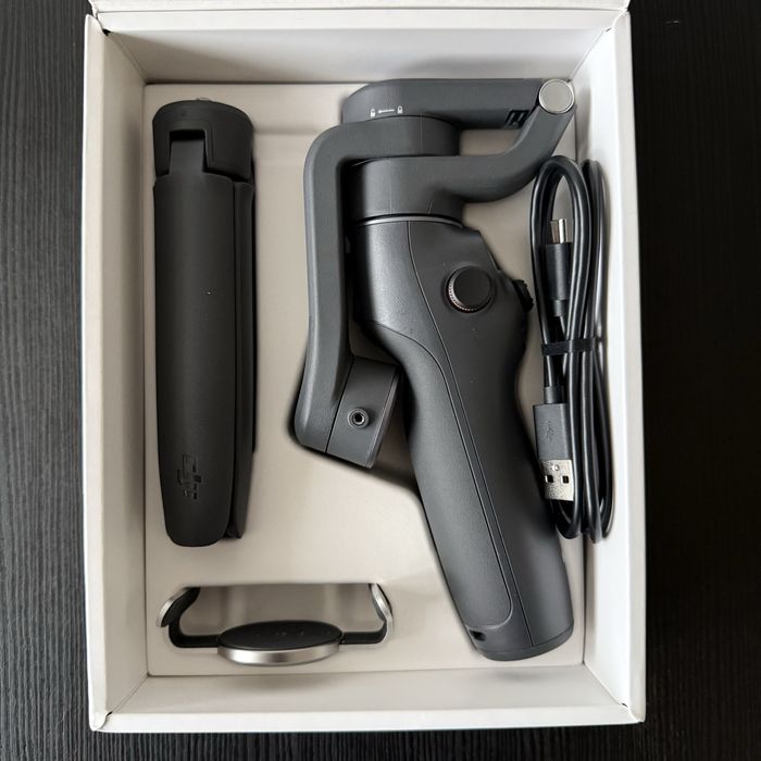 Стабилизация за телефон DJI Osmo Mobile 6