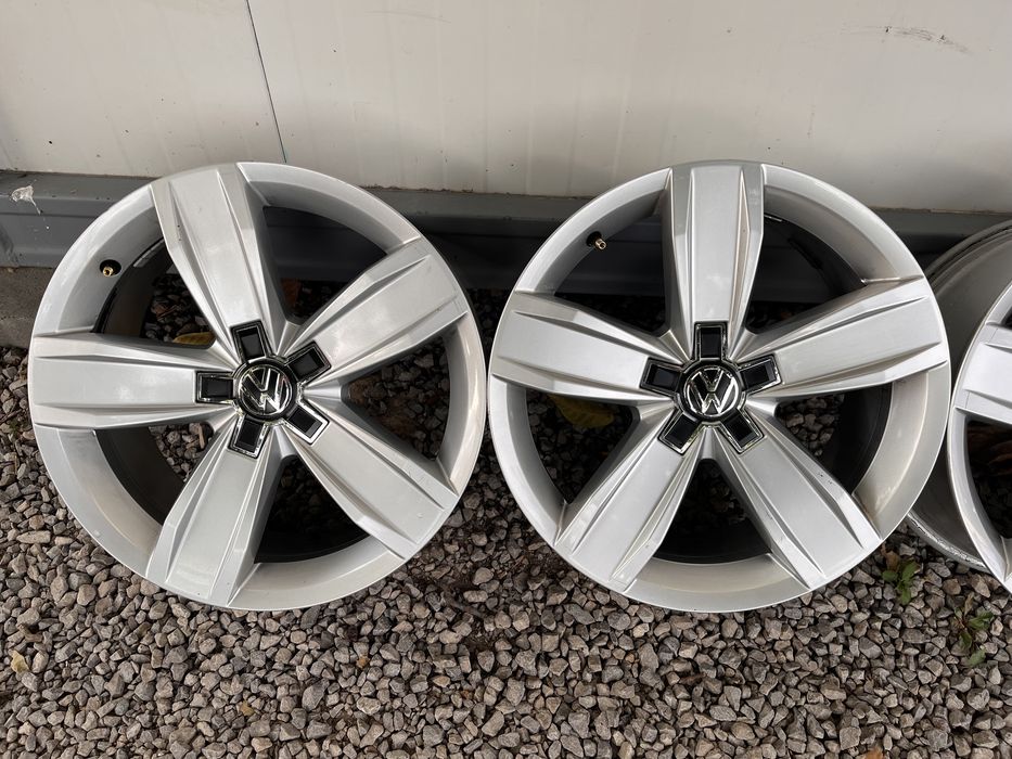 17'' Джанти Passat 8/8.5 5х112
