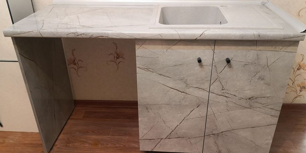 Кухонные шкафы б/у.