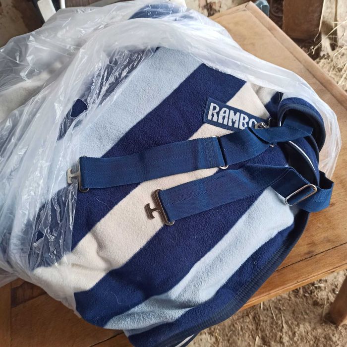 Одела за коне водоустойчиви