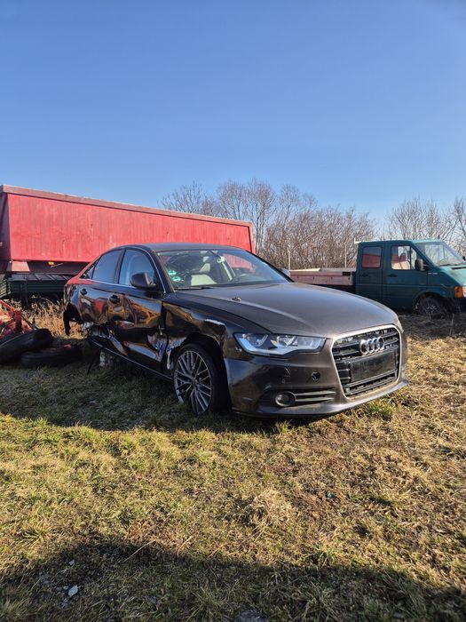 Dezmembrez Audi a6