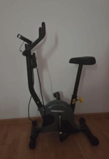 Bicicleta fitness mecanică progressive BM1000