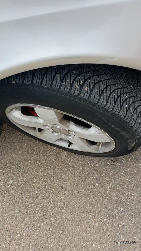 Propietar clasa E200 benzină+gpl