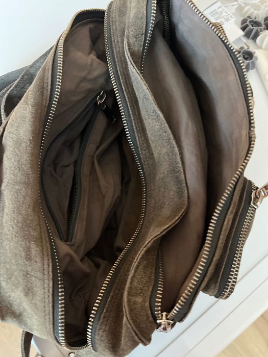 Чанта от естевен велур