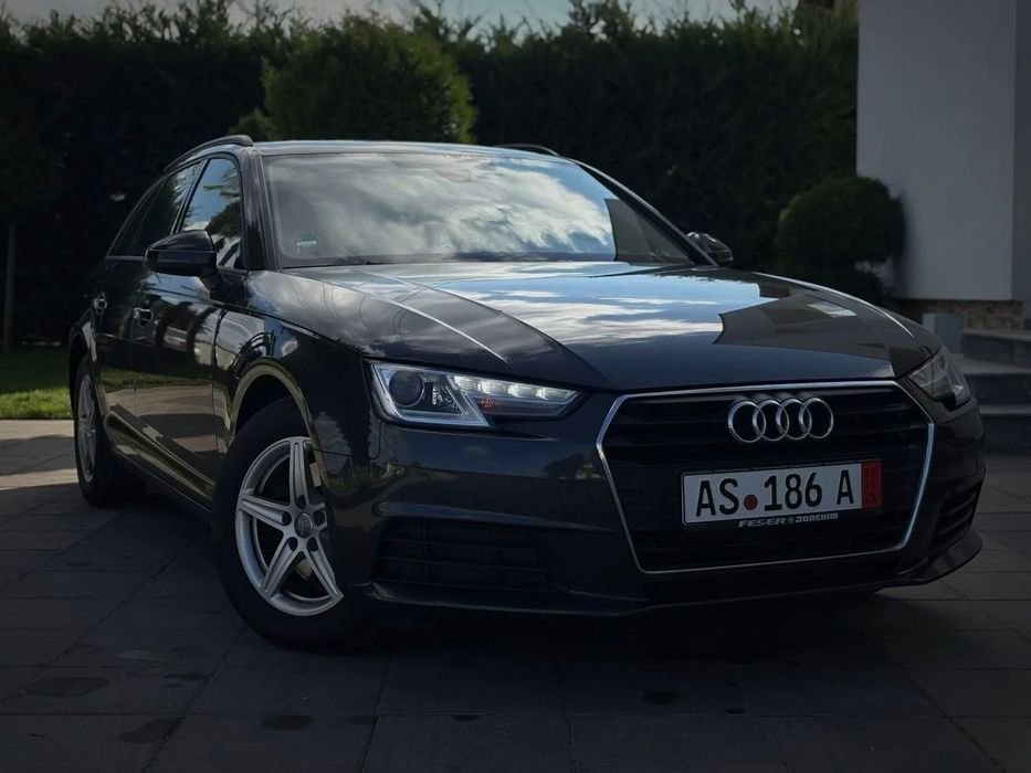 Audi A4 Audi A4  S Tronic 2019