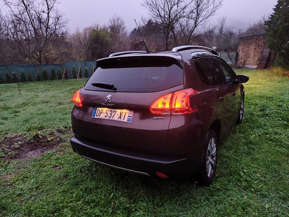 Пежо 2008 1,2VTi, 2015, 112000 km