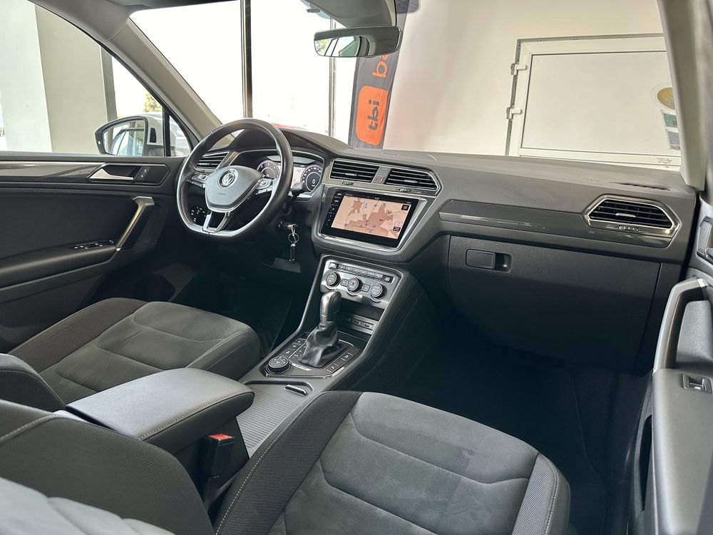 Volkswagen Tiguan II Grand Suv 4Motion 2018-BordCockpit-Cash & Leasing