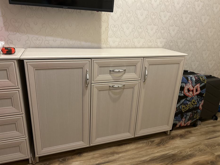 Комод или тумба под телевизор