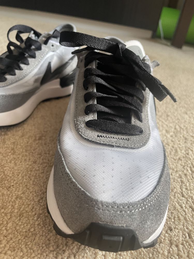 Маратонки Nike, 36н, нови!