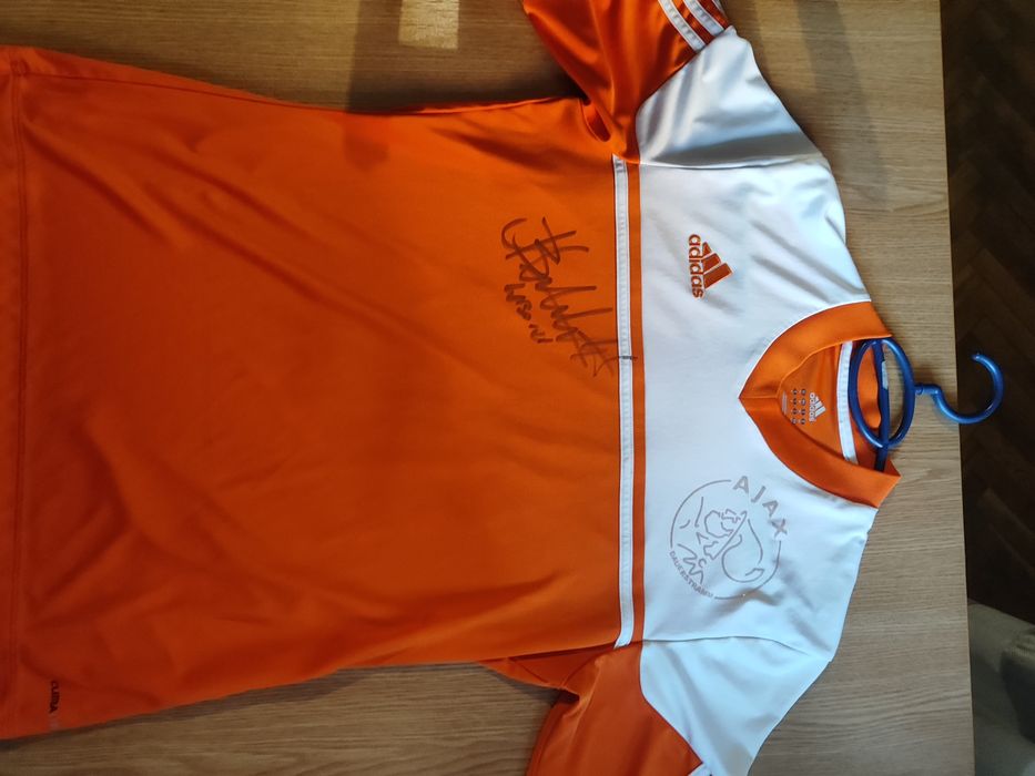 Tricou semnat Bogdan Lobonț