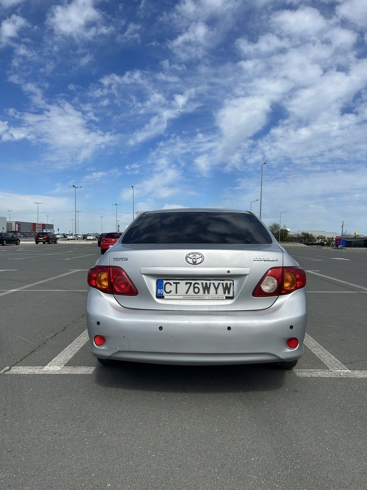 Se vinde Toyota Corolla