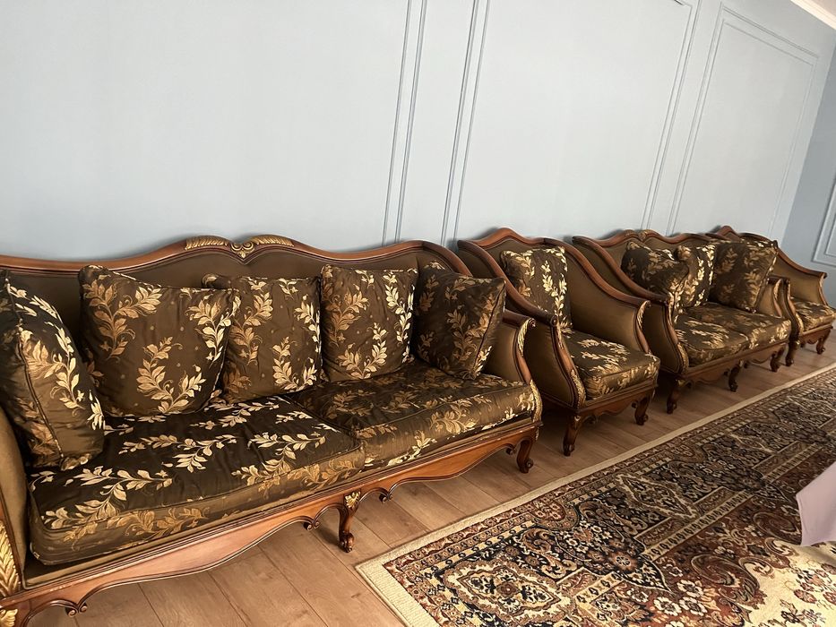 Продам мягкую мебель для гостинной