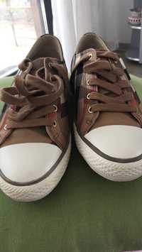 Tenisi Burberry marimea 39