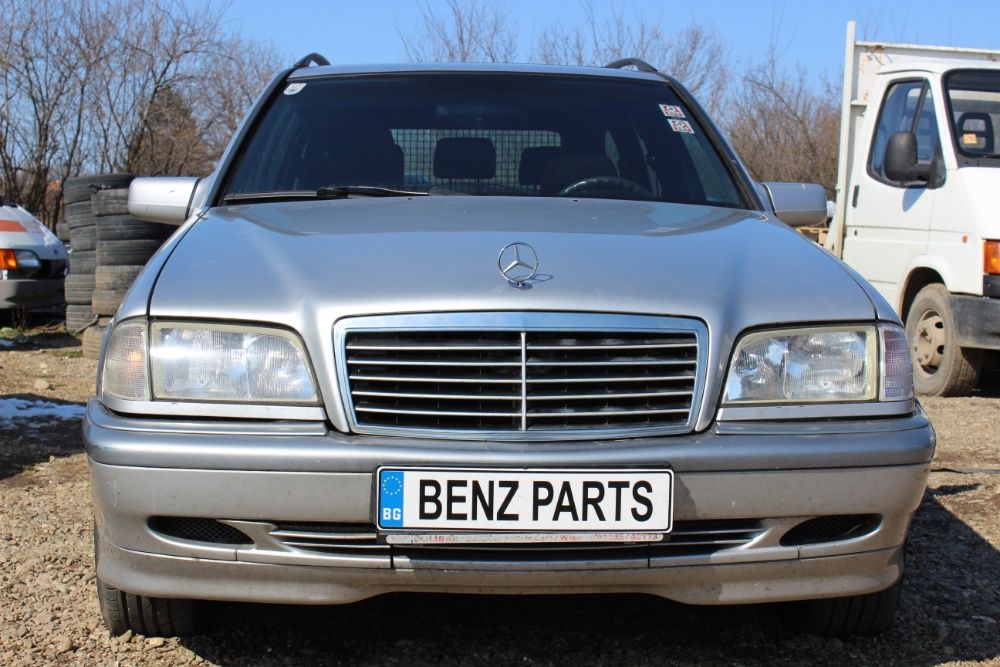 НА ЧАСТИ Mercedes W202 C220cdi Комби Фейслифт/ Мерцедес В202