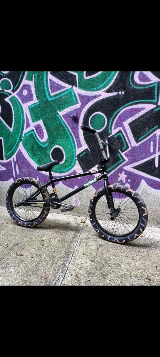 Bmx custom (cult,primo)