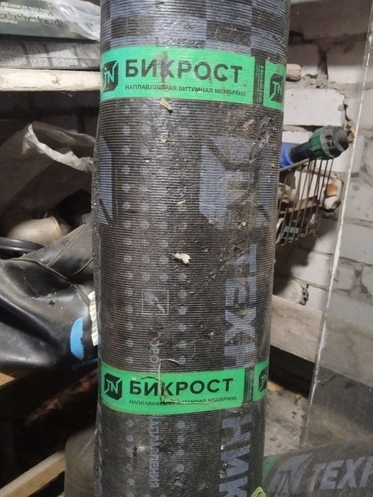 Продам бикрост четыре рулона
