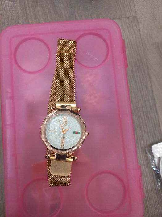 Женские ручные часы