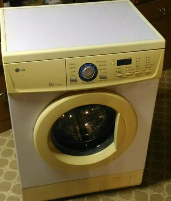 Продам стиральную машинку.