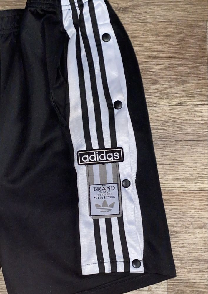 Adibreak  shorts