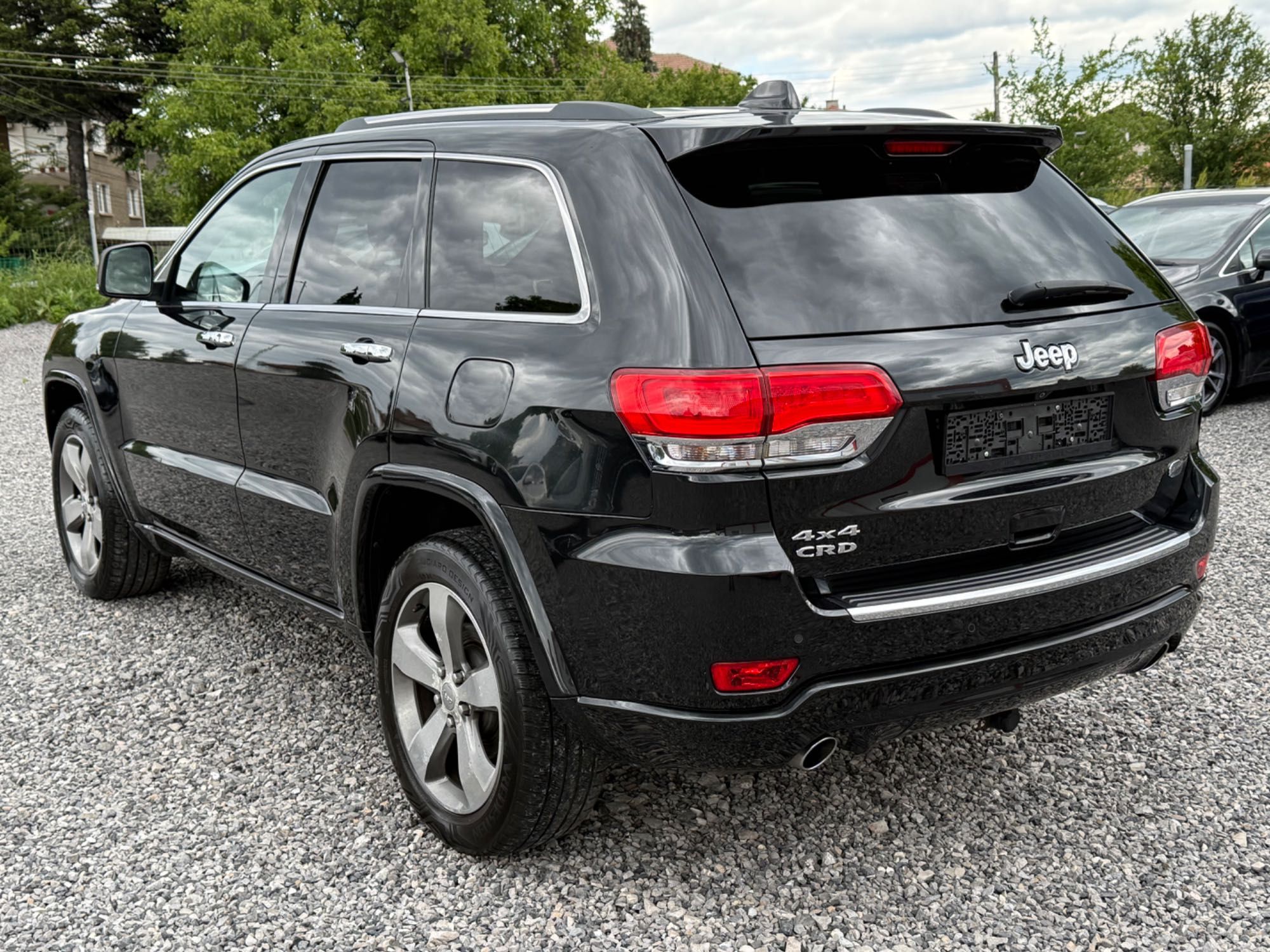 Jeep Grand cherokee OVERLAND 3.0 CRD (250 кс) 4x4 Automatic 236 000 km