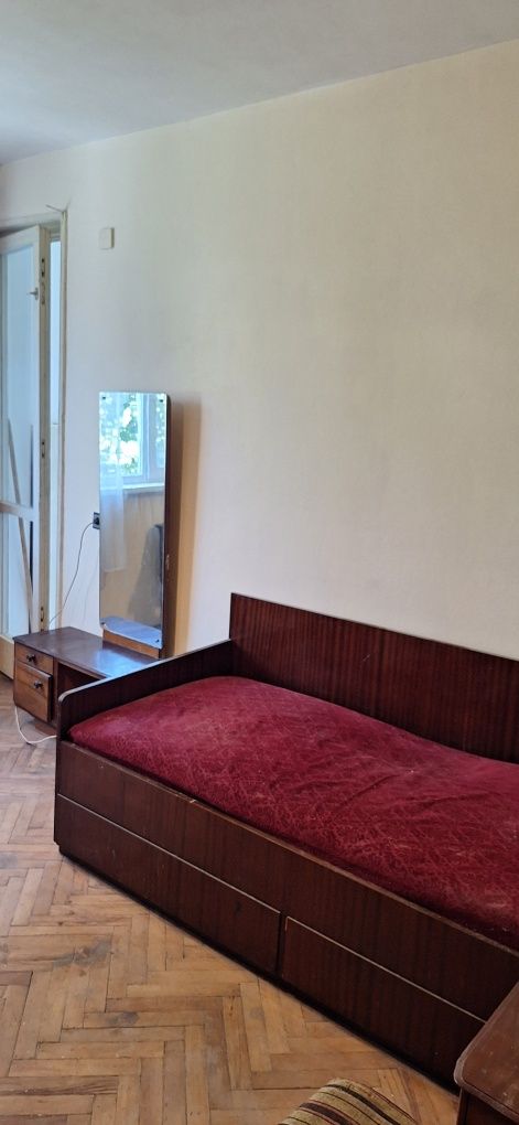 Двустаен, слънчев апартамент,център, гр. В. Търново