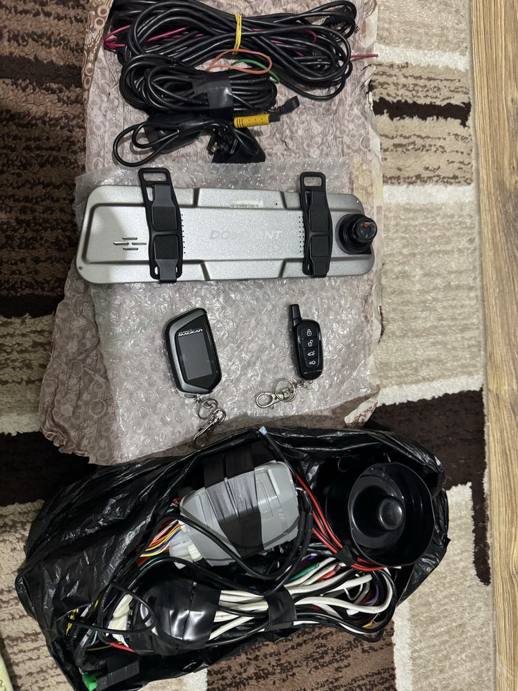 Продам Magicar 907S и видеорегистратор DOMINANT
