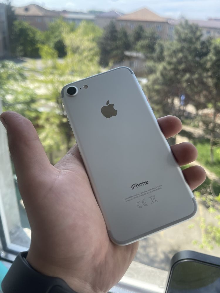 iPhone 7 Silver impecabil 10/10