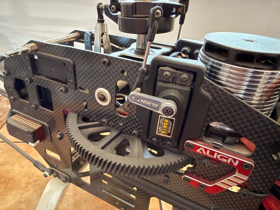 Align T-Rex 600e Pro Super Combo cu motor 750MX 12s