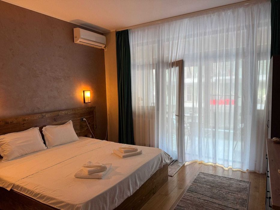 Apartament 3 camere, Mamaia Central, Zona - La Butoaie