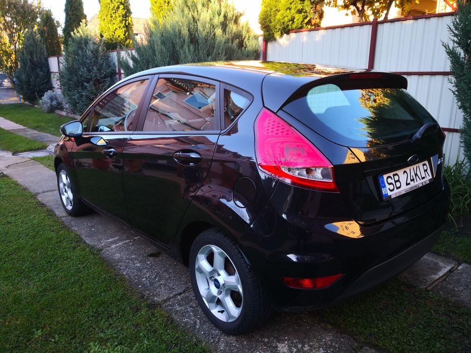 Ford Fiesta 1.3 80 Cp Euro 5  2013